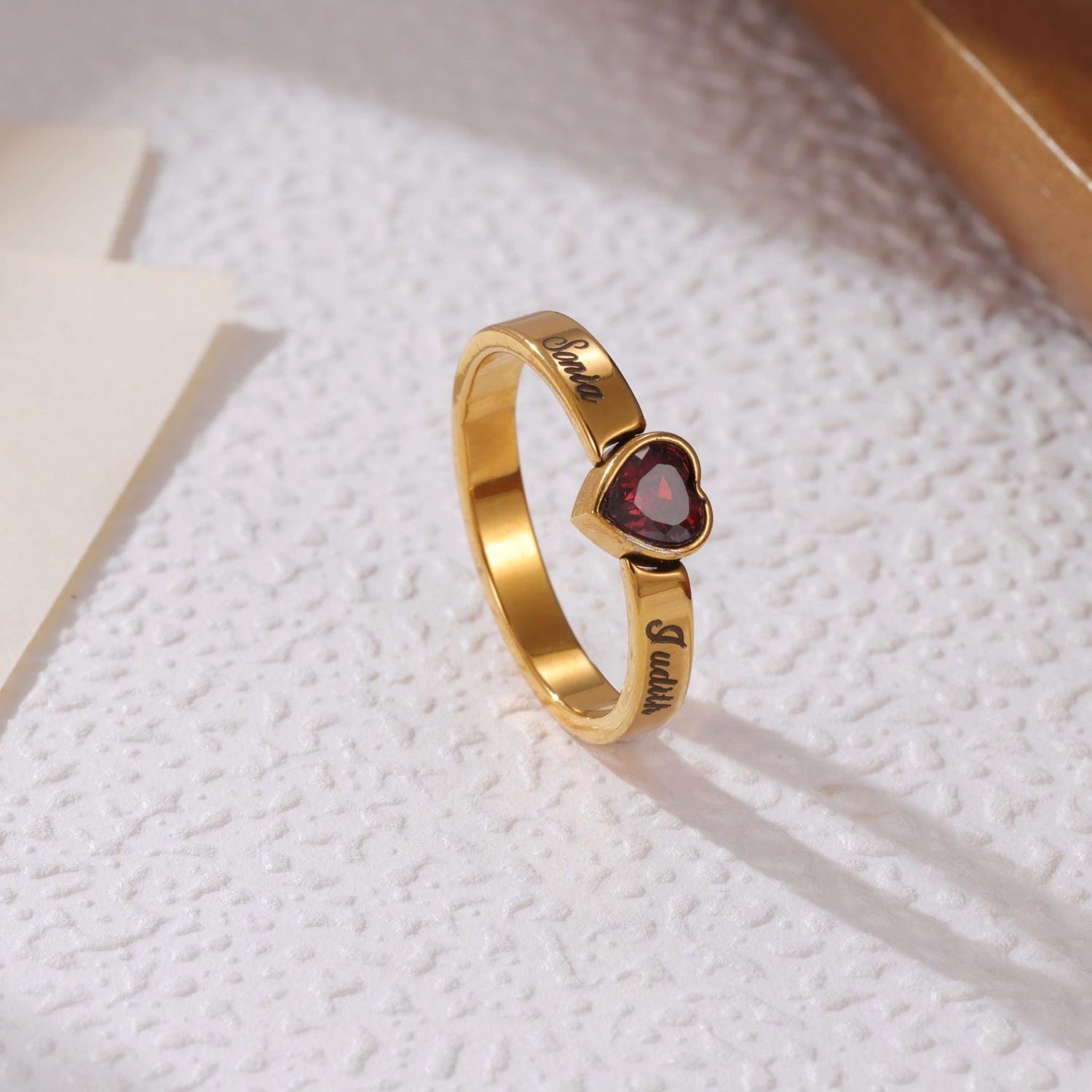 Anillo Corazón con Dos Nombres Personalizado