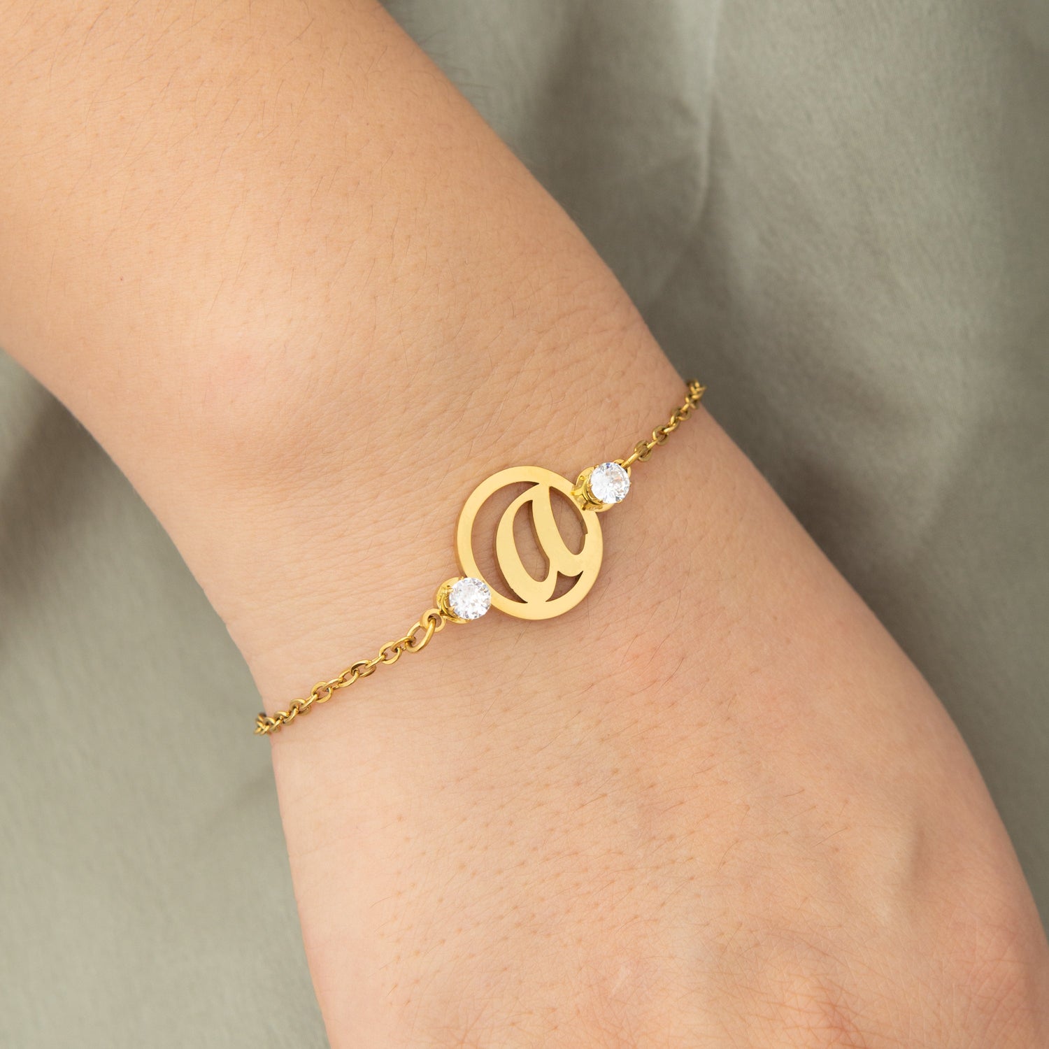 Pulsera Inicial con Cristal Personalizada
