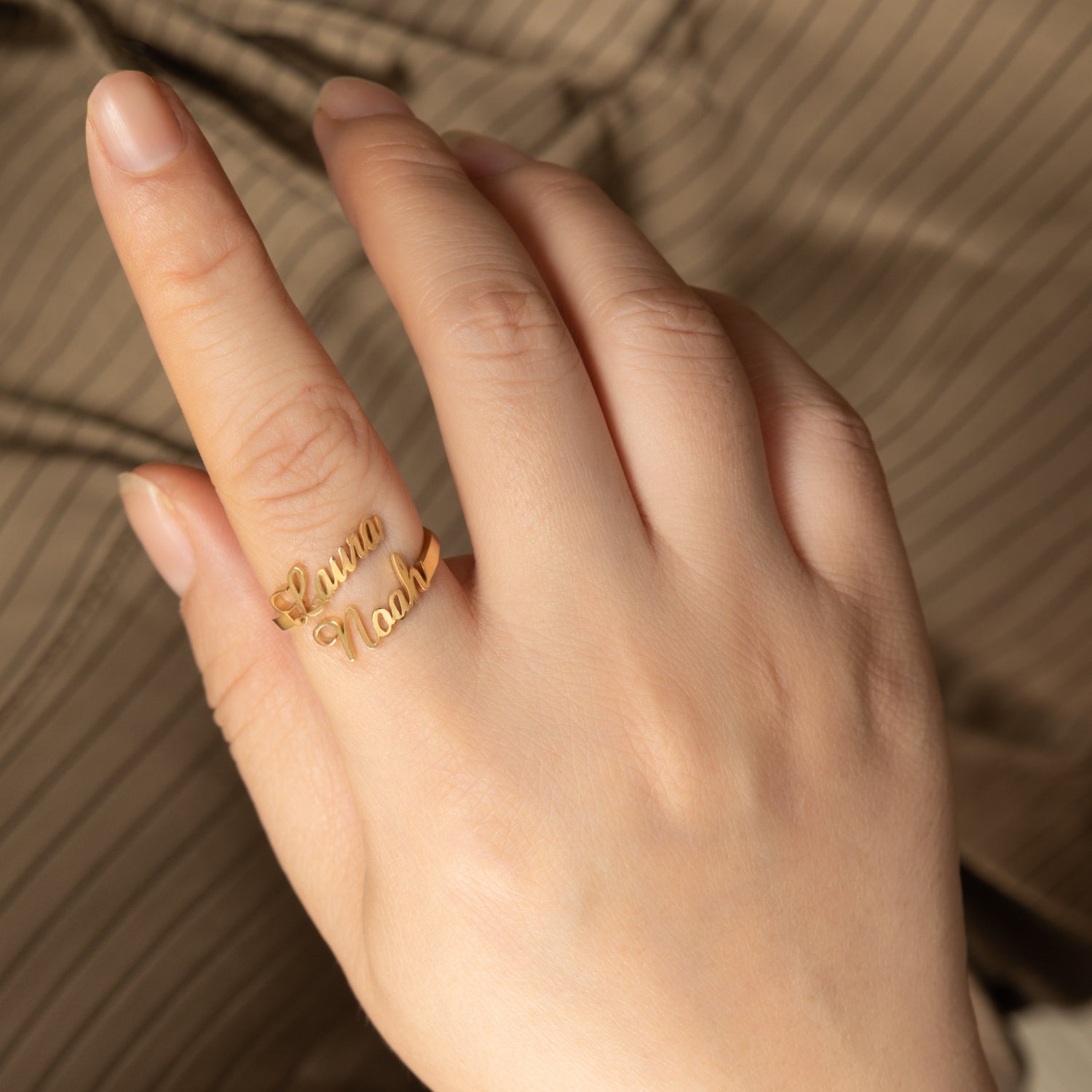 Anillo Personalizado con Dos Nombres