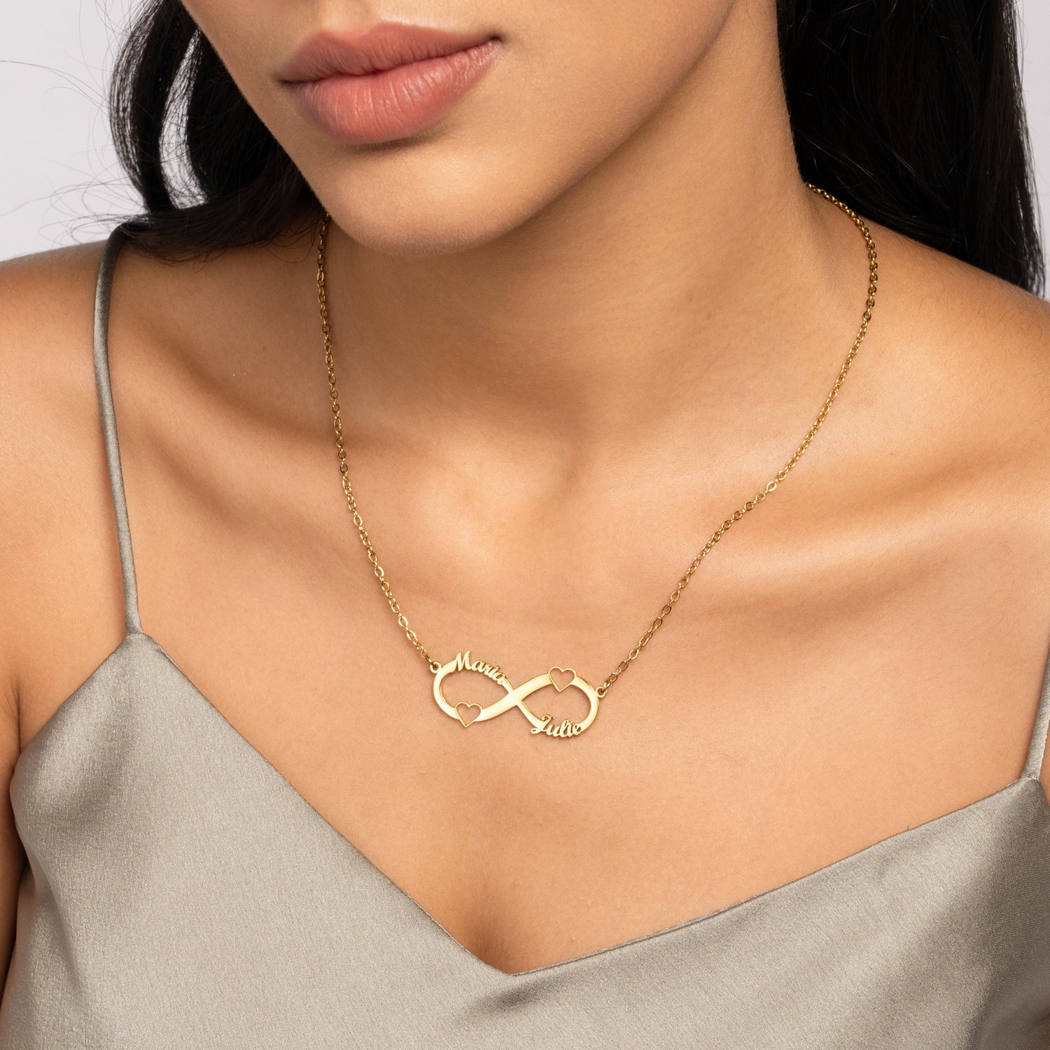 Collar Infinito Doble Corazón