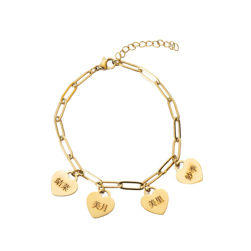 Pulsera Personalizada con Múltiples Corazones en japonés