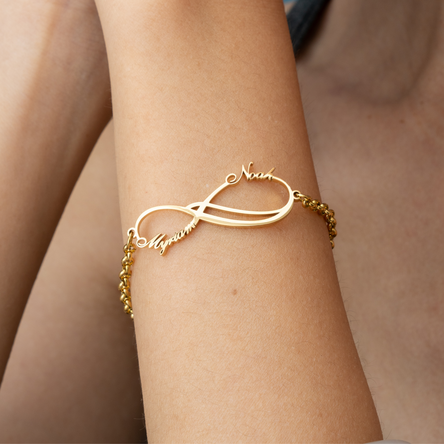Pulsera Doble Infinito con Dos Nombres Personalizados